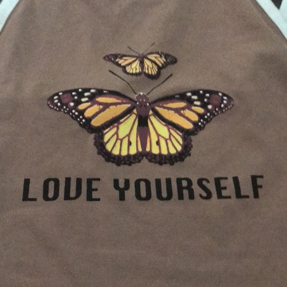 Outfit for sale! Never worn! - Picture 3 of 4